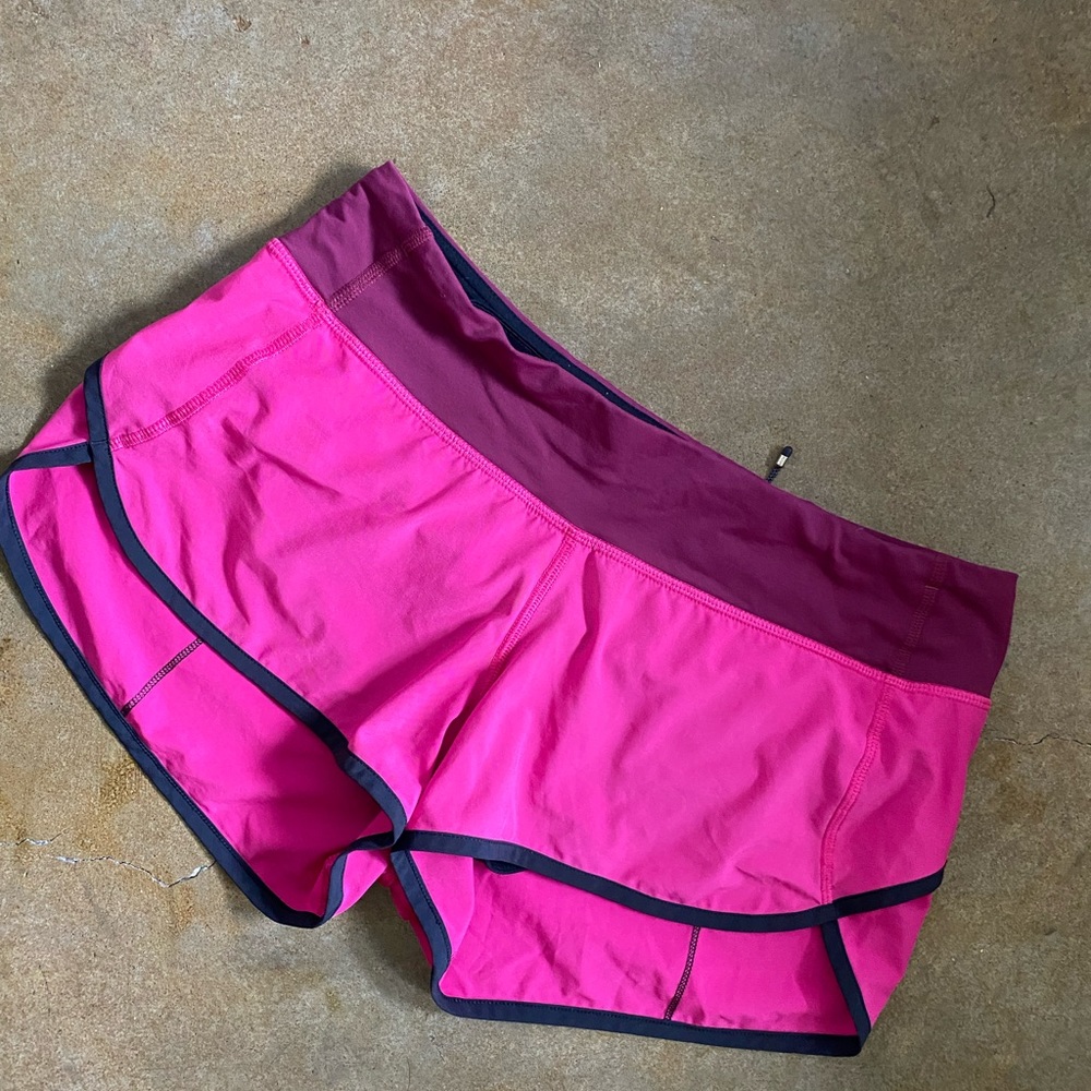 lululemon 2.5 inseem pink athletic shorts